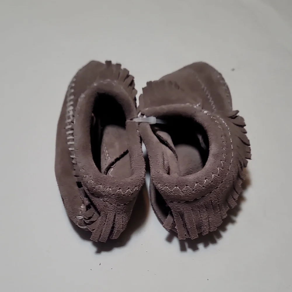 Minneconta Brown Moccasins with Fringe and Soft Sole